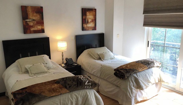 Suite F, 2BR/2BA in San Pedro Garza García, Centrito Valle