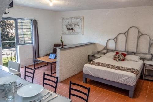 Suite para 4 con Terraza Privada, en el Corazón de Chapalita 11