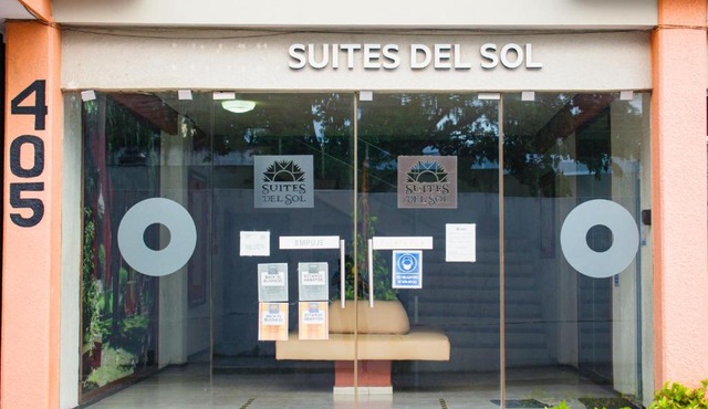 Suites del Sol Hotel & Apartments