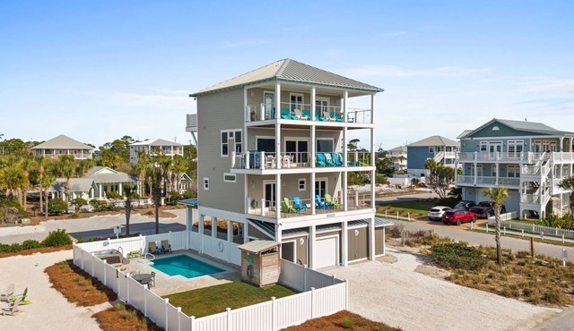 Sunnyside Up: Steps to the Beach, Great views, Private pool, Pet friendly in Cape San Blas