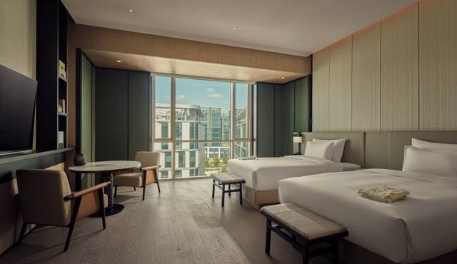 Surya Hotel Shanghai New Hongqiao Center