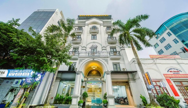 Tan Son Nhat Airport - Golden Sun Hotel