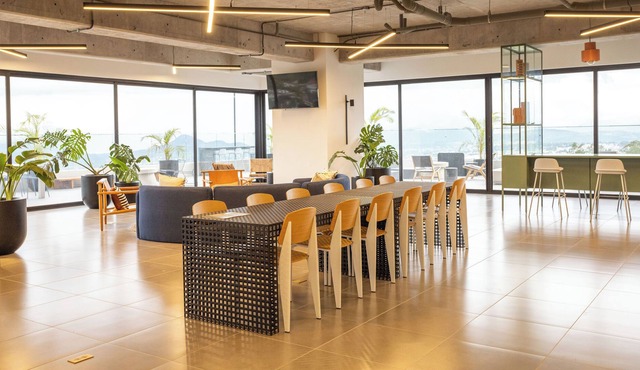 Terra - Elemento 903. A digital nomad's paradise, 5 min away from the airport.