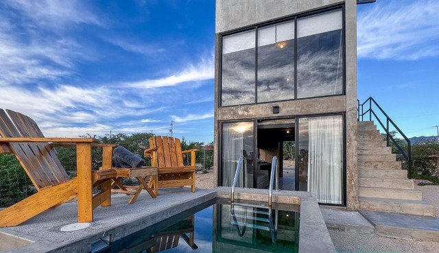 The Big Chill 1BR loft pool & rooftop