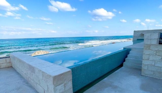 The Mint Resort Isla Mujeres