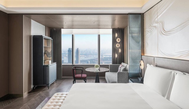 The Ritz-Carlton, Wuhan