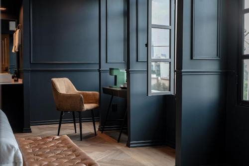 The Sapphire View Suite