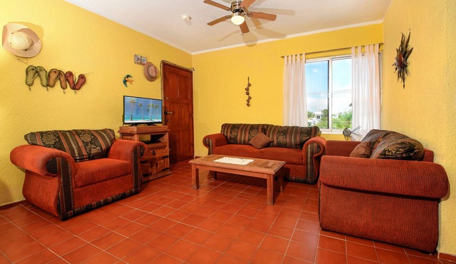 Top Floor Condo w/ Rooftop in Cozumel