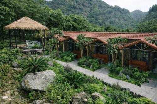 Trang An Mountain River Ecolodge