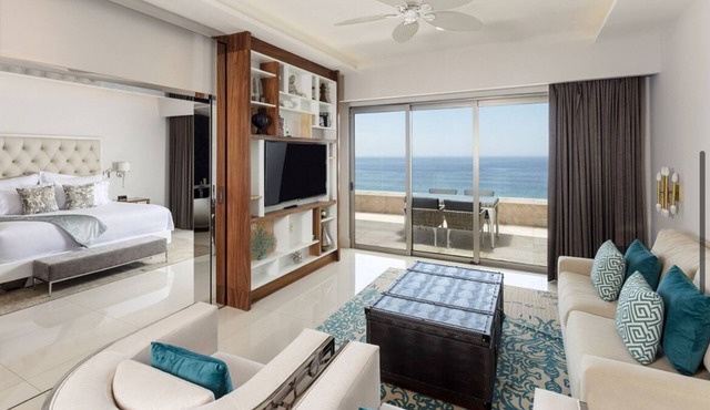 Tranquil 1 Bedroom Suite in Cabo San Lucas