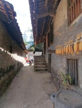 Triệu hoan homestay nhà sàn đá cổ làng đá cổ Khuổi