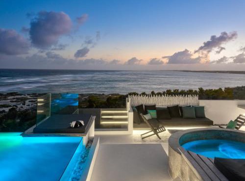 TULUM Beachfront Villa Kiin