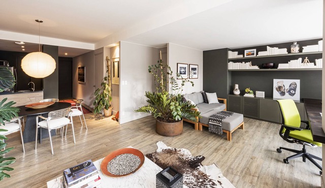 Unique 1-Bedroom stay; Perfect blend of style, tasteful design and comfort.