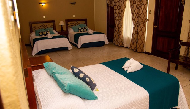 Valle Dorado Resort & Parque Acuático