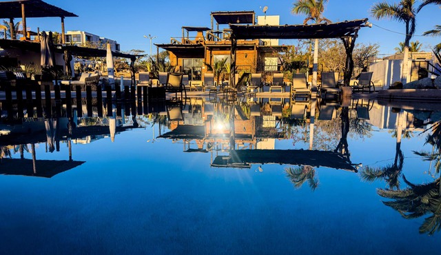 Ventana Blue Hotel