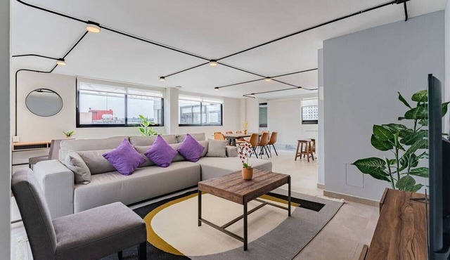 VH | Gran PH Condesa | 4 BR + Gym | 296