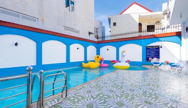 Victory Villa - Sân Vườn - Hồ Bơi - Karaoke - Gần Biển Bãi Sau