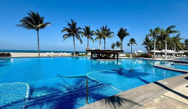 Vidanta at Nuevo Vallarta-Grand Luxxe Loft Golf &Spa Resort-1 Master Bedroom