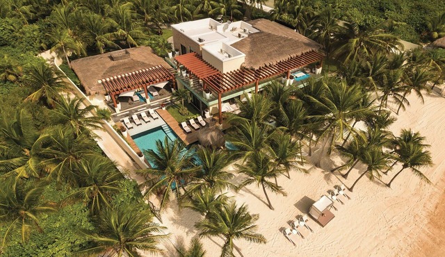 Villa Esmeralda - Luxury Beachfront Escape
