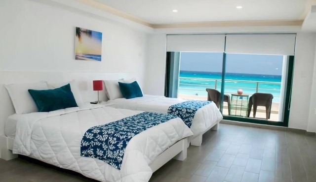 Villa Marlin, Cancun Caribe, Ocean front