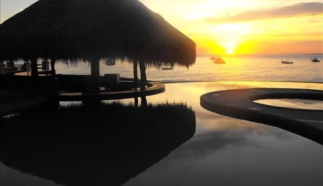 VILLAS DE CORTEZ, Beachfront, 24 PICKLEBBALL CTS, Poolside, , 1 BR Condo,