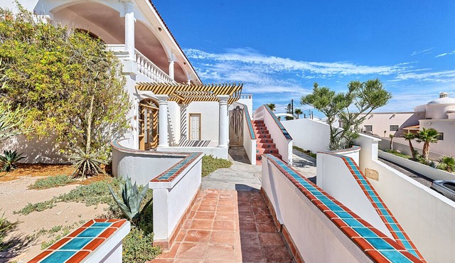 Vistas de Las Olas East – Ocean View, Las Conchas