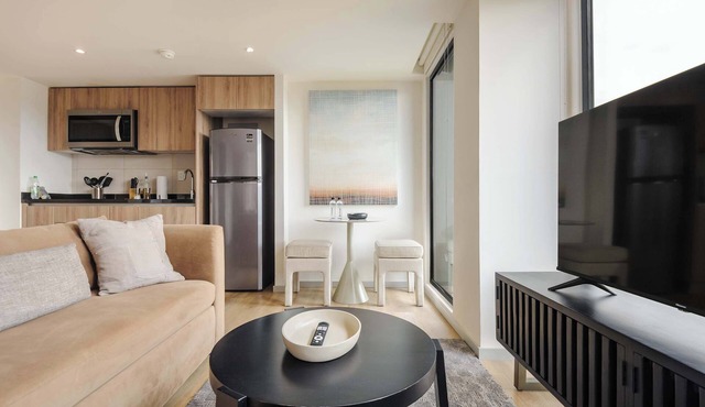 w* | Modern 2BR w/AC in Prime Cuauhtemoc