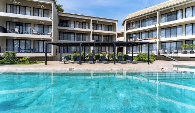 Walk to Beach & Town · Solana Neighborhood View