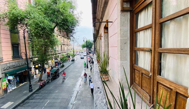 WHOST Hotel y Hostal