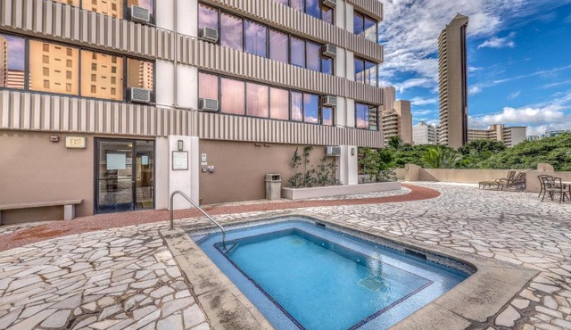 Windsor Waikiki in Honolulu