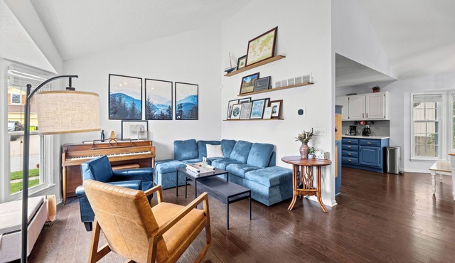 World Cup Home Base | 3BR + King Suite in Shawnee