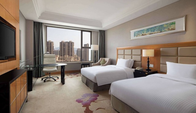 Wyndham Xinyang Downtown