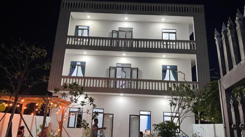 X Homestay