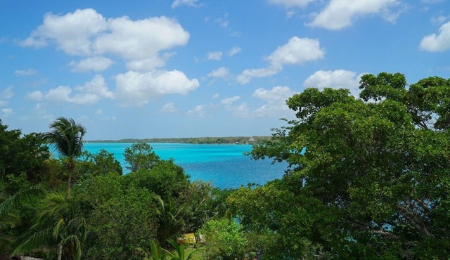 Xulha Hotel Bacalar Lakefront
