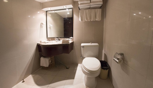 Yantai Meiya International Apt. Hotel