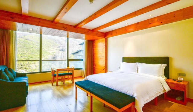 YunDing Grand Hotel