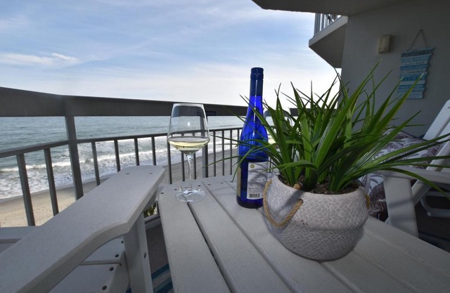 Waters Edge Resort 