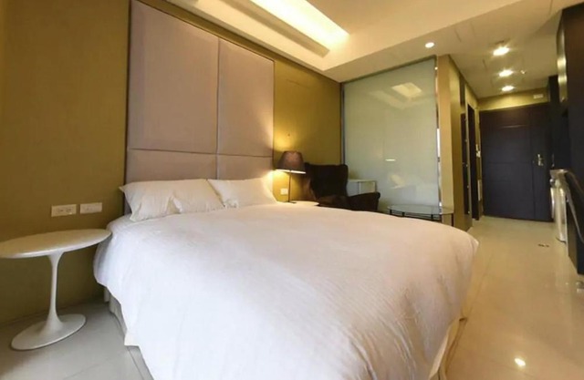 A host House NTU Taipei Gongguan Loft