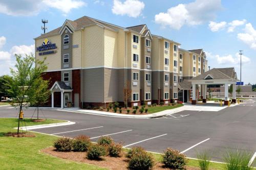 Microtel Inn 