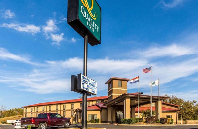 Quality Inn 