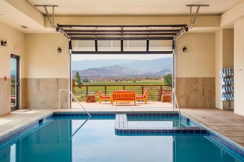 Red Sands Hotel 