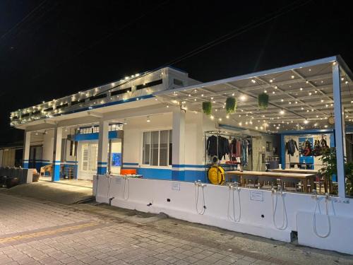 Xiaoliuqiu House | 藍貝島潛水背包旅宿一館 Lambay Island Dive Hostel I