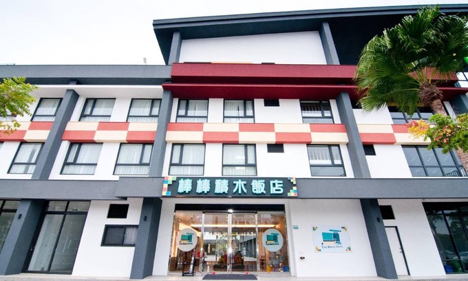 Taibao Hotel | 103 m² Hotel ∙ 127 guests