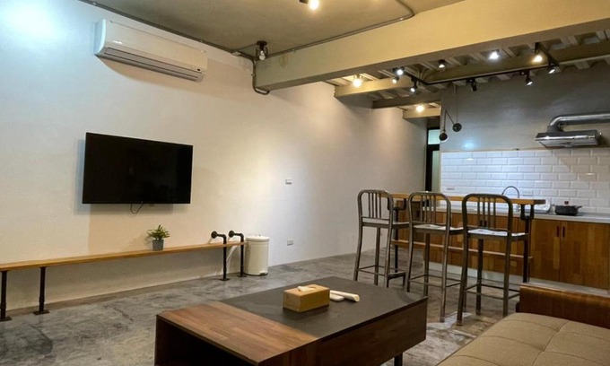 Hengchun Apartment | 11點16分包層旅店-2位即可包層