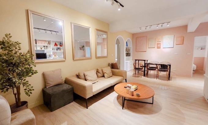 Zhongzheng Apartment | 132 m² Apartment ∙ 4 bedrooms ∙ 8 guests