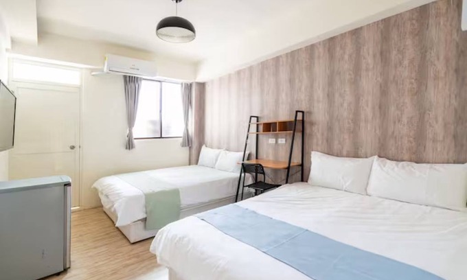 Xitun District Apartment | 132 m² Apartment ∙ 6 bedrooms ∙ 18 guests