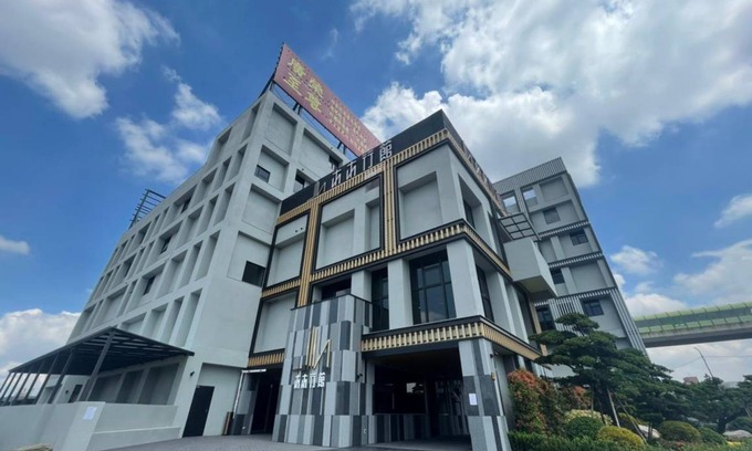 Beitun District Hotel | 138 m² Motel ∙ 4 guests