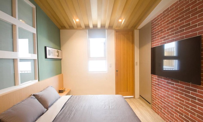 West Central District House | 17 m² House ∙ 1 bedroom ∙ 2 guests