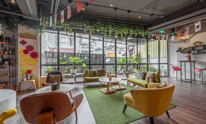 West Central District Hostel | 25 m² Hostel ∙ 127 guests