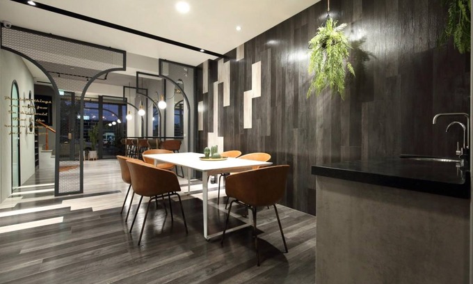 Hualien City Centre Hotel | 250 m² Motel ∙ 16 guests